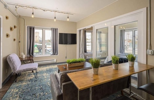Appleton Apartment | Stateview 204 - Downtown 2 Bedroom Apartment