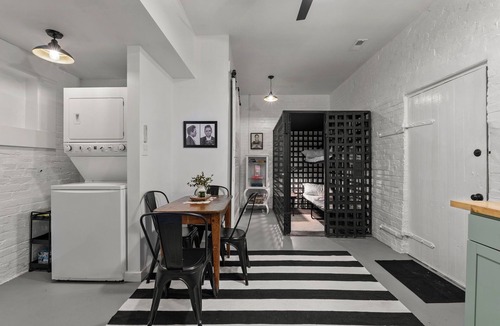 Sadieville House | Stay at the 1902 Jail House Inn