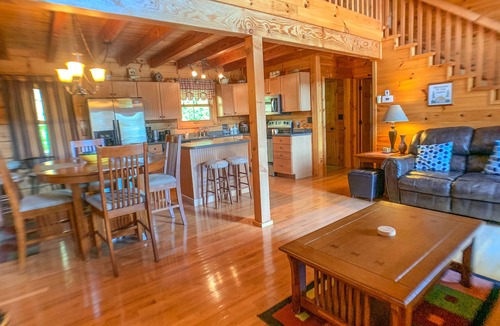 Buck Mountain Cabin | Stay Cool In The NC Mtns - 2BR/2BA Hot Tub, WiFi, Pets, Near West Jefferson
