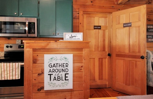 Pine Mountain Valley Cabin | Stay for Labor Day - Fiber Wifi! - Close to Callaway Gardens