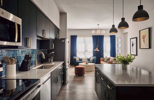 Edgehill Condo | Stay On Music Row With King & Queen Beds + Pool | Fitness Center, Walk to RCA Studio B & Local Dining, Under 2 miles to Broadway, Garage Parking, Elevator Access, 24 Hr Hospitality