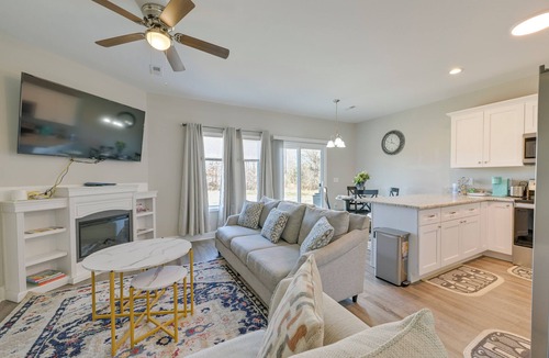 Harrisburg Apartment | Stay & Play: Spacious Concord Townhome Near Uptown