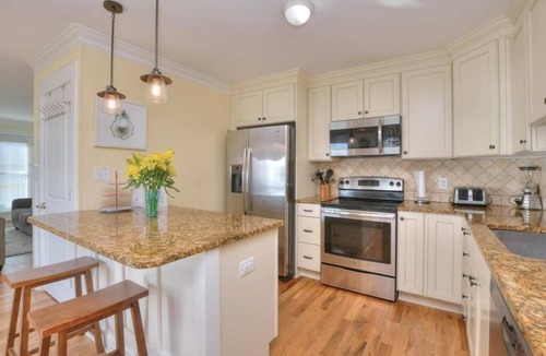 Long Beach House | Stay Salty: Oceanfront 4BR, Dog Friendly, Sleeps 12
