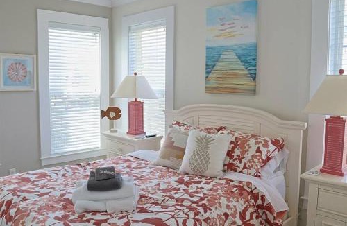North Carolina Coast Apartment | Stay Salty Villa with views of canal and short walk to beach