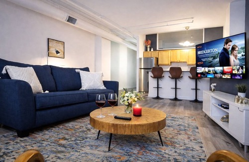 Wholesale District Apartment | Ste 625+Skywalk Access to Convention Center+Free Parking