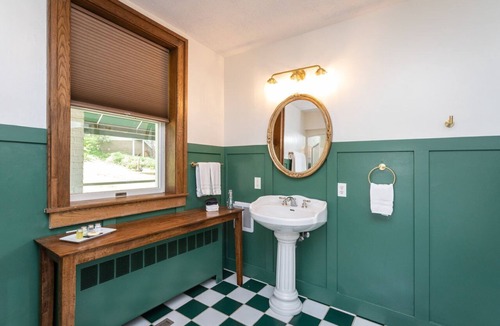 Harrisonburg House | Step Back in Time: Experience Charm and Comfort in Our Iris Room