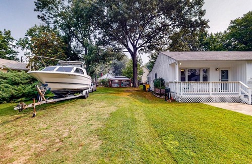 Shady Side House | Steps to Chesapeake Bay! 'Callaway Drive Retreat'