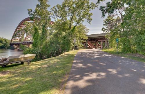 Clifton Park House | Steps to Mohawk River! 22 Mi to Saratoga Ractrack!
