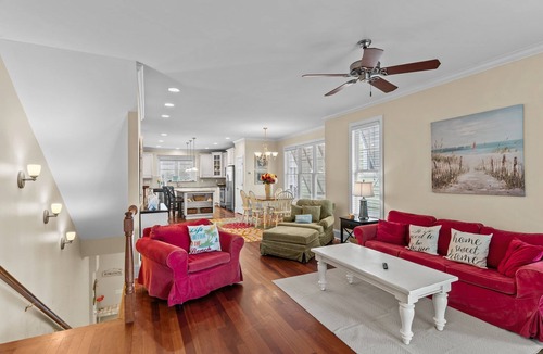 Wilmington Beach Villa | Steps to the Sand in Carolina Beach, Sleeps 10! Villa