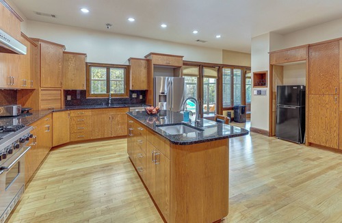 Mountville House | Stocked Pond! 33-Acre LaGrange Estate w/2 Units