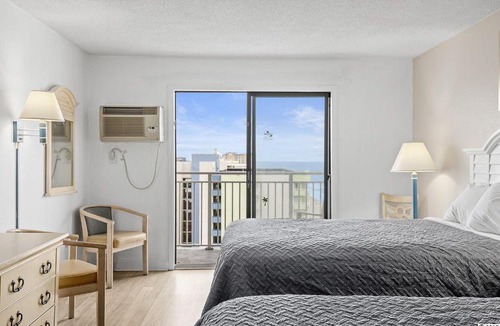 Myrtle Beach House | Studio Suite with Incredible Views! Sea Mist Resort 51606 Full Kitchen!