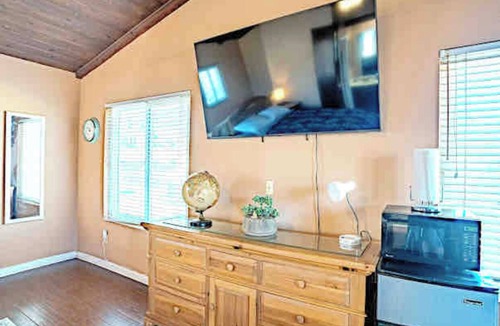La Presa Apartment | Studio Suite with Private, Secured Entrance, No Shared Spaces, Driveway Parking