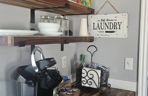 Payette Apartment | Studio with so much to offer! Small family and pet friendly.