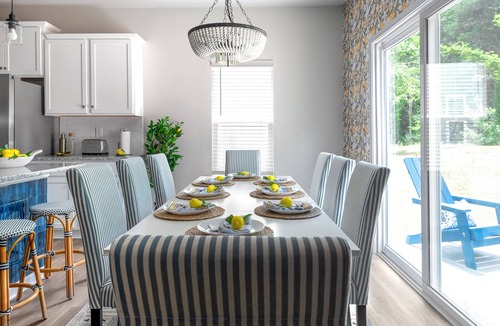 Paw Creek House | Stunning KingBed Ste - Family Friendly - 15Mins to Uptown - BBQ Grill - Firepit