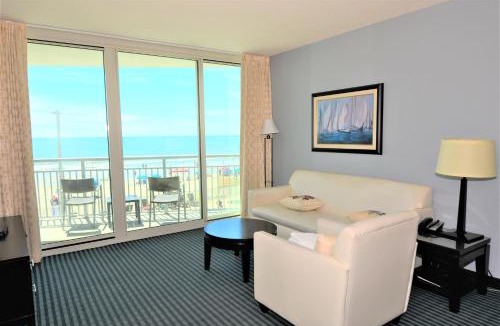 Downtown Myrtle Beach Apartment | Stunning Ocean Front 2BD on the Second Floor, in Heart of MB