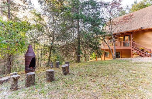 Unaka House | Stunning Views, Deck & Game Room: Warne Mtn Escape