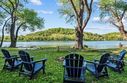 Millville House | Stunning Views, Riverfront Privacy, 18-Acre Estate - Near Hikes, Wine/Breweries!
