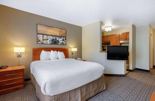Homewood Hotel | Suburban Studios Birmingham Homewood I-65