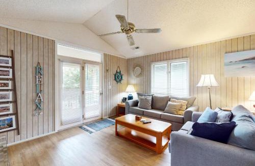 Myrtle Beach House | Summer Court Oasis