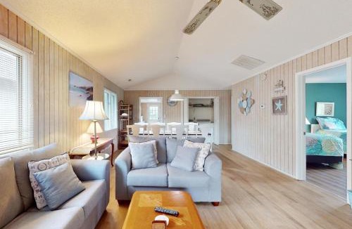 Myrtle Beach House | Summer Court Oasis