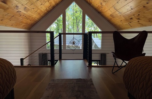 Sevierville Cottage | Summer Escape | Hot Tub