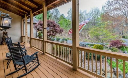 Whittier House | Summit Escape