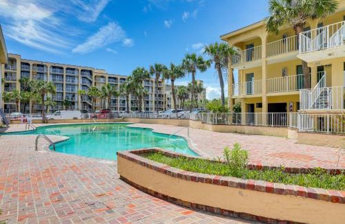 Myrtle Beach Apartment | Sunny Myrtle Beach Studio Steps to Ocean!
