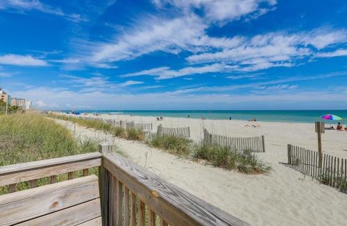 Myrtle Beach Apartment | Sunny Myrtle Beach Studio Steps to Ocean!