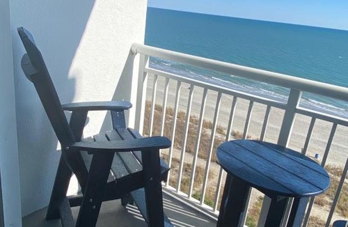 Myrtle Beach Apartment | Sunrise on deck!