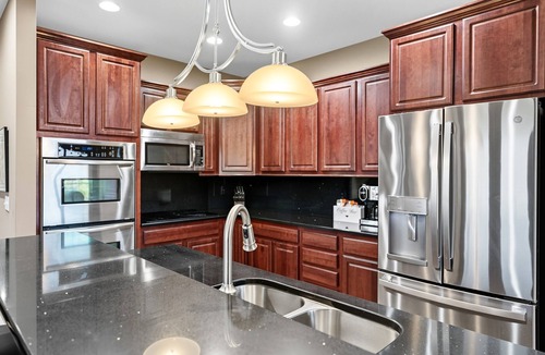 Allenton House | Sunrise Views + Fire Pit | Near Six Flags