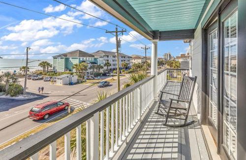 Surfside Beach House | Sunsational Tara - Southern Coast Vacations