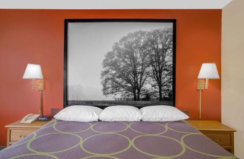 Christiansburg Hotel | Super 8 by Wyndham Christiansburg/Blacksburg Area