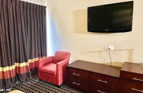 Gold Rock Hotel | Super 8 by Wyndham Rocky Mount I-95 EXIT 145