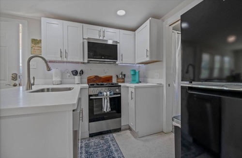 Morehead City House | Teaches Hideaway| Golf Cart~Downtown Beaufort~2BR