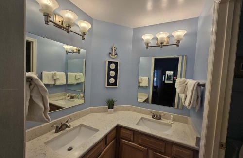 North Myrtle Beach House | Teal lake 1311