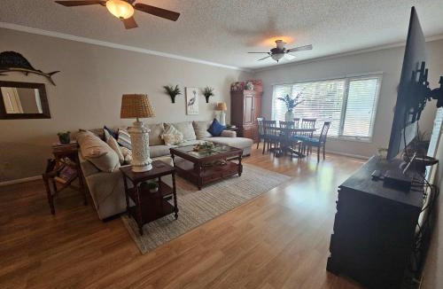 North Myrtle Beach House | Teal Lake 212