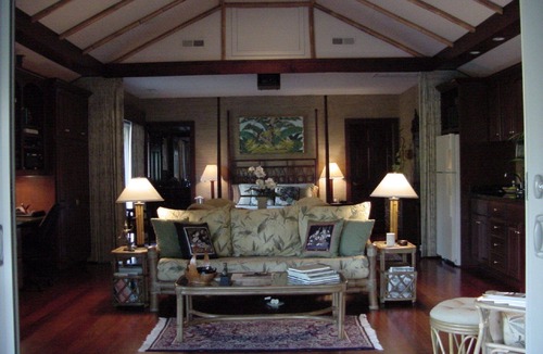 Wilmington Cottage | The Bali House - a tropical paradise in North Carolina!