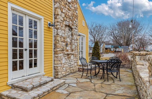 Augusta Cottage | The Blake Cottage Wine Country Home