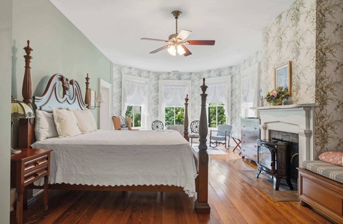 Dublin Bed & Breakfast | The Blakemore Suite Historic Rockwood Manor
