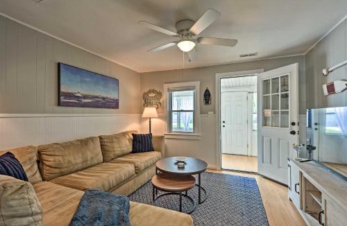Colonial Beach House | 'The Blue Crab Cottage' - 3 Blocks From The Beach!