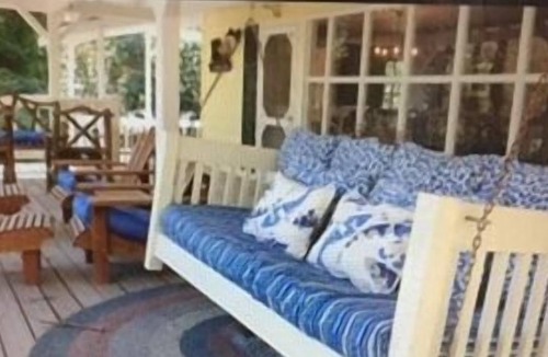 Lake Sequoyah Cabin | The Cottage at Lake Sequoyah- It's cooler by the water
