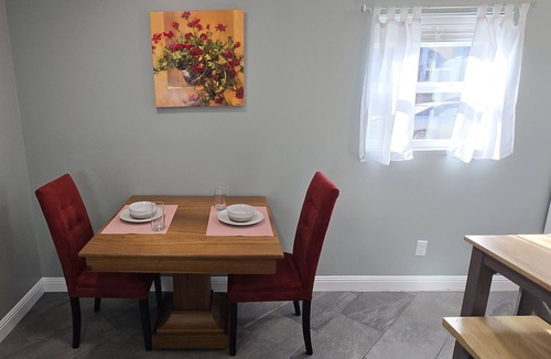 Bardstown House | The Cottage - Wonderful 2-bedroom house with AC, WiFi in charming Bardstown