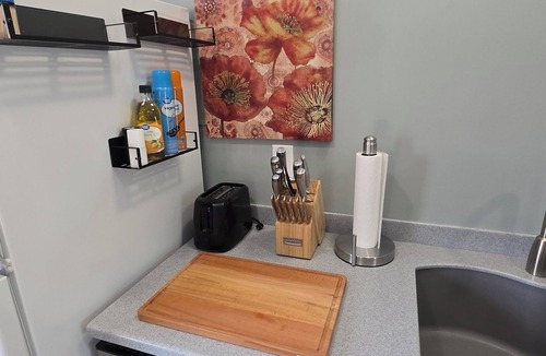 Bardstown House | The Cottage - Wonderful 2-bedroom house with AC, WiFi in charming Bardstown