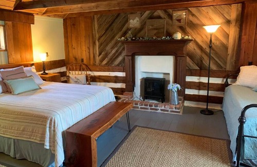 Cullen Other | The Farmhouse at CountyLine Vineyard
