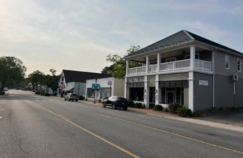 Zanoni House | The Gloucester "Main Street Retreat" will assist you in loving this small town!!