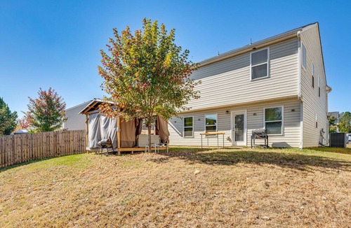 Riverdale House | The Green Haven-Modern 3BR Family Home.