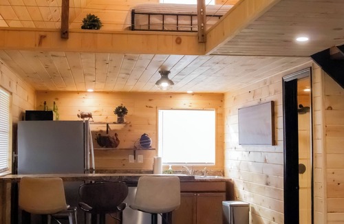 New Tazewell Cabin | The Highlands Cabin ~ Norris Lake Views & Modern Comfort