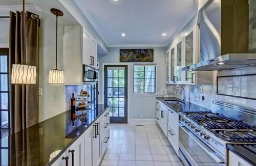 Myers Park Condo | The Home Collection: Historic Myers Park 2BR · Near Atrium Health