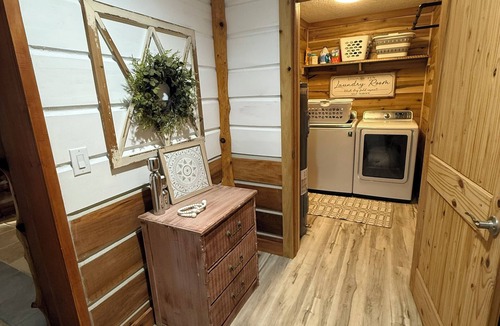 Gadsden House | The Last Bend Lodge, cozy and private home on the Coosa River!