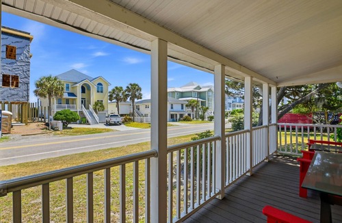 Wilmington Beach House | The Lemon Twist at Carolina Beach
